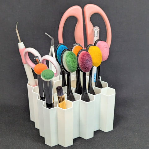 Hexagon Brush & Tool Holder – The Perfect Organizer for Blending Brushes & More!
