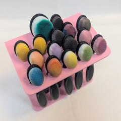 The Hangout – 16-Slot Brush Holder