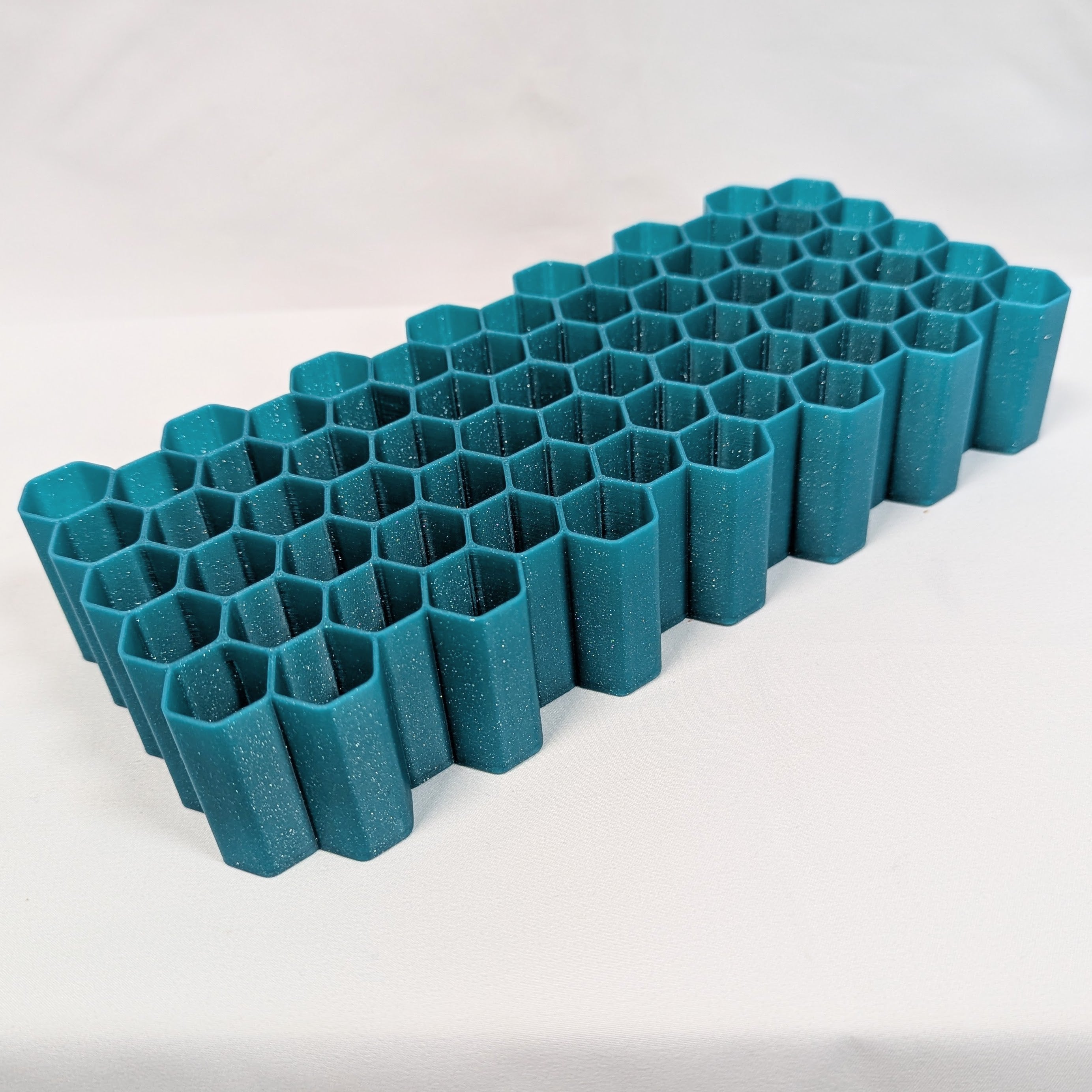 Short Hexagon Marker & Brush Holder Large, 70 Slots